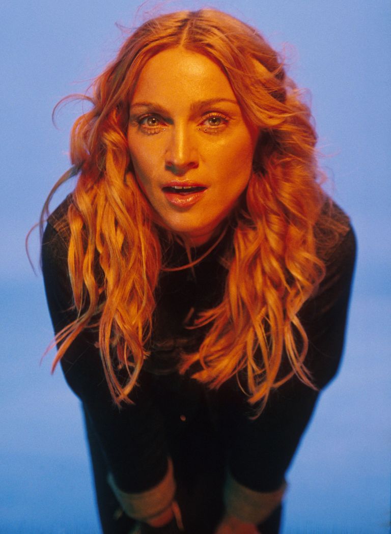 https://www.gettyimages.co.uk/detail/news-photo/madonna-on-the-set-of-her-ray-of-light-video-photo-by-frank-news-photo/2224354?adppopup=true
