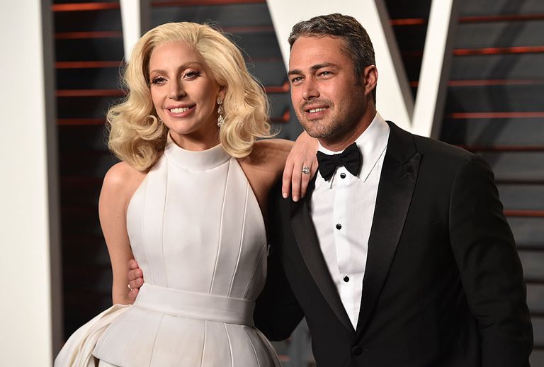 https://www.gettyimages.co.uk/detail/news-photo/recording-artist-lady-gaga-and-taylor-kinney-arrive-at-the-news-photo/513026384
