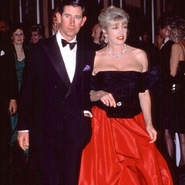 https://www.gettyimages.co.uk/detail/news-photo/prince-charles-lady-dale-tryon-at-the-diamond-ball-at-the-news-photo/52098242?adppopup=true