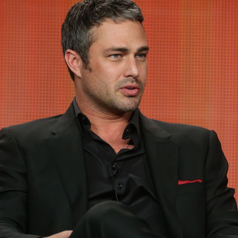 https://www.gettyimages.co.uk/detail/news-photo/actor-taylor-kinney-speaks-onstage-during-the-chicago-fire-news-photo/461647008