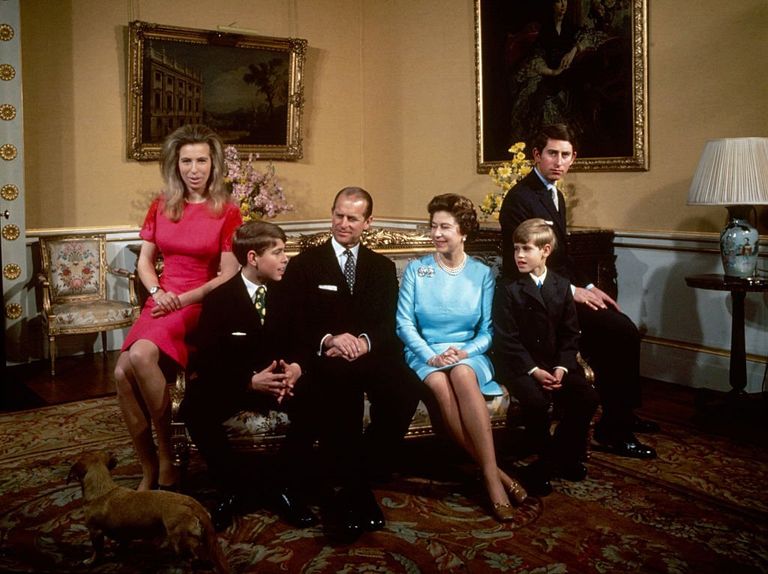 https://www.gettyimages.com/detail/news-photo/the-royal-family-at-buckingham-palace-london-1972-left-to-news-photo/599424047