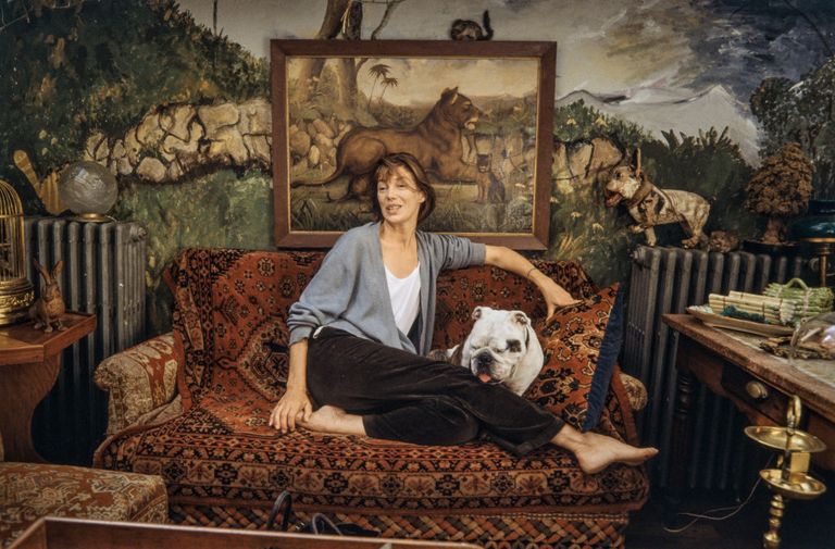 https://www.gettyimages.com/detail/news-photo/jane-mallory-birkin-obe-poses-barefoot-on-a-sofa-covered-news-photo/1303937730