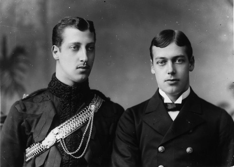 https://www.gettyimages.co.uk/detail/news-photo/young-king-george-v-with-elder-brother-albert-victor-duke-news-photo/3365755