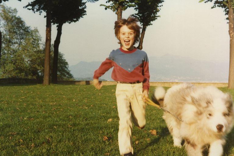 https://www.gettyimages.co.uk/detail/photo/boy-running-with-dog-royalty-free-image/120170470?phrase=old+dog&adppopup=true
