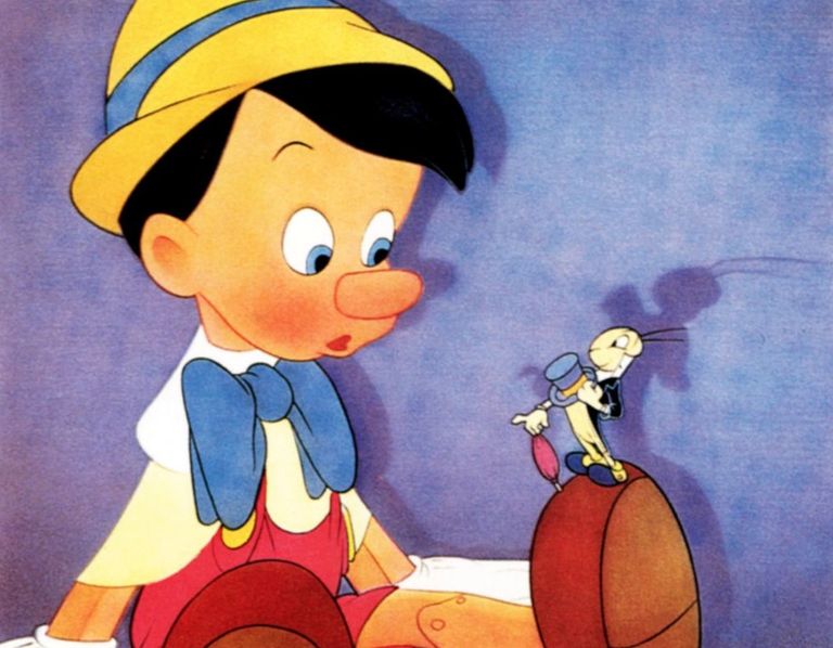 https://www.gettyimages.co.uk/detail/news-photo/pinocchio-lobbycard-from-left-jiminy-cricket-1940-news-photo/1137157504