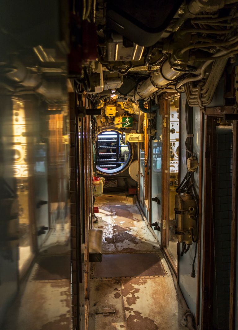 https://www.gettyimages.co.uk/detail/news-photo/narrow-gangway-in-russian-diesel-electric-submarine-b-143-u-news-photo/601040836?adppopup=true