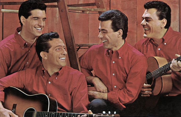 https://www.gettyimages.com/detail/news-photo/photo-of-frankie-valli-and-four-seasons-featuring-frankie-news-photo/85228577