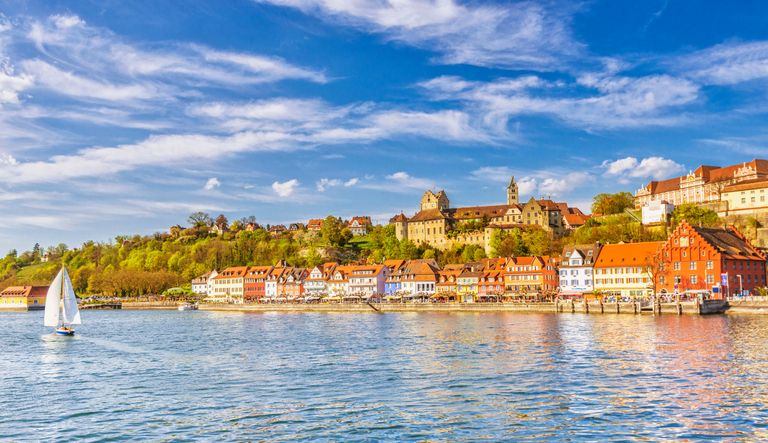 https://www.gettyimages.co.uk/detail/photo/beautiful-spring-day-in-meersburg-at-lake-constance-royalty-free-image/472304650