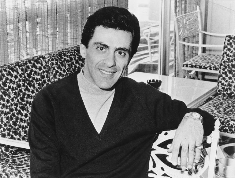 https://www.gettyimages.com/detail/news-photo/photo-of-frankie-valli-photo-by-michael-ochs-archives-getty-news-photo/74299103