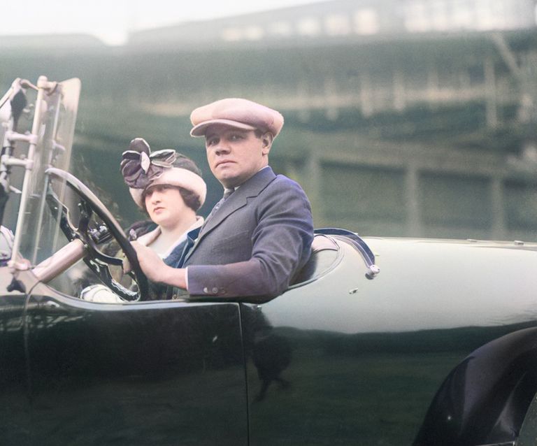https://www.gettyimages.com/detail/news-photo/what-they-do-while-off-the-diamond-babe-ruth-and-his-wife-news-photo/515553374