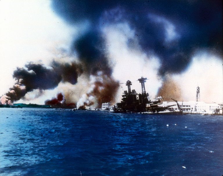 https://www.gettyimages.com/detail/news-photo/the-battleship-uss-california-sinks-near-ford-island-after-news-photo/543495257?adppopup=true
