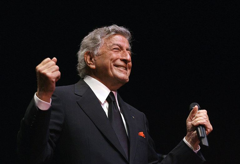 https://www.gettyimages.com/detail/news-photo/singer-tony-bennet-performs-at-the-royal-albert-hall-on-news-photo/74023239?adppopup=true
