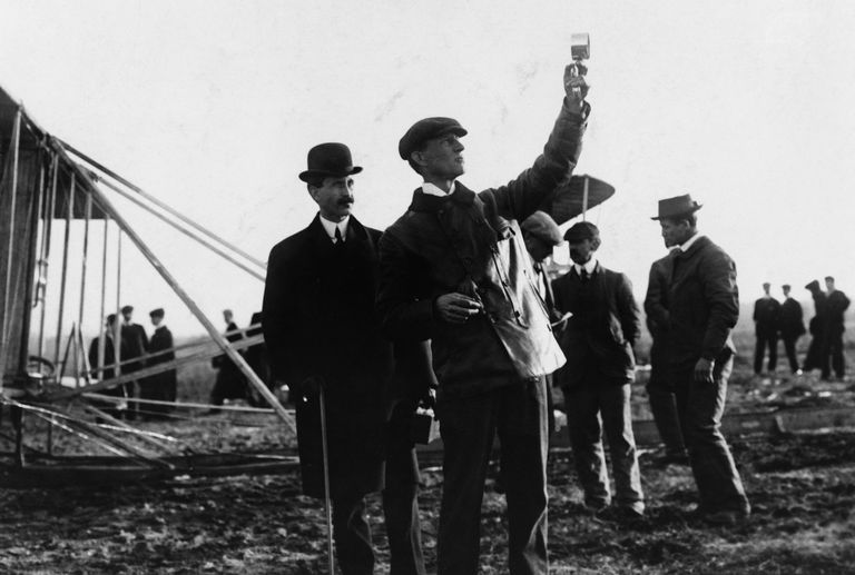 https://www.gettyimages.co.uk/detail/news-photo/picture-of-the-wright-brothers-with-orville-watching-wilbur-news-photo/96816192