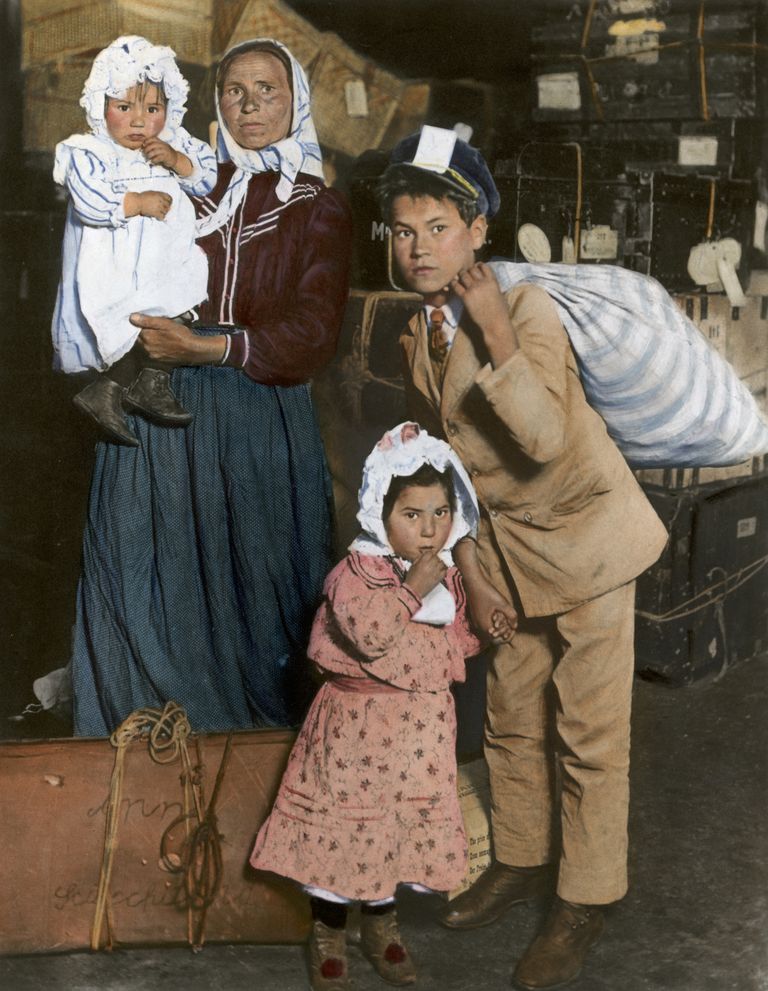https://www.gettyimages.co.uk/detail/news-photo/italian-immigrant-woman-and-her-children-arriving-at-ellis-news-photo/517443540