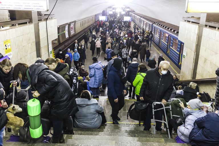 https://www.gettyimages.co.uk/detail/news-photo/kyiv-residents-seen-at-a-metro-station-as-they-take-shelter-news-photo/1239016872
