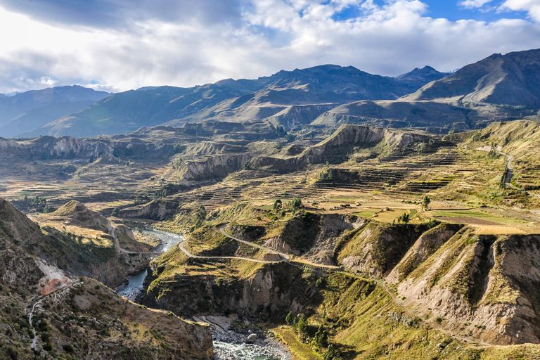 https://www.gettyimages.co.uk/detail/photo/panoramic-view-in-the-colca-canyon-peru-royalty-free-image/501822898?phrase=Colca+Canyon&adppopup=true