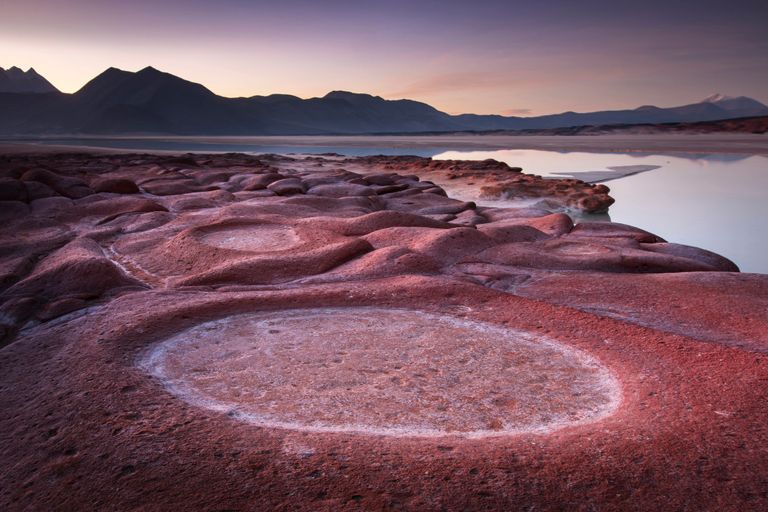 https://www.gettyimages.co.uk/detail/photo/piedras-rojas-lookout-at-sunrise-atacama-desert-royalty-free-image/696435990?phrase=Atacama+Desert&adppopup=true