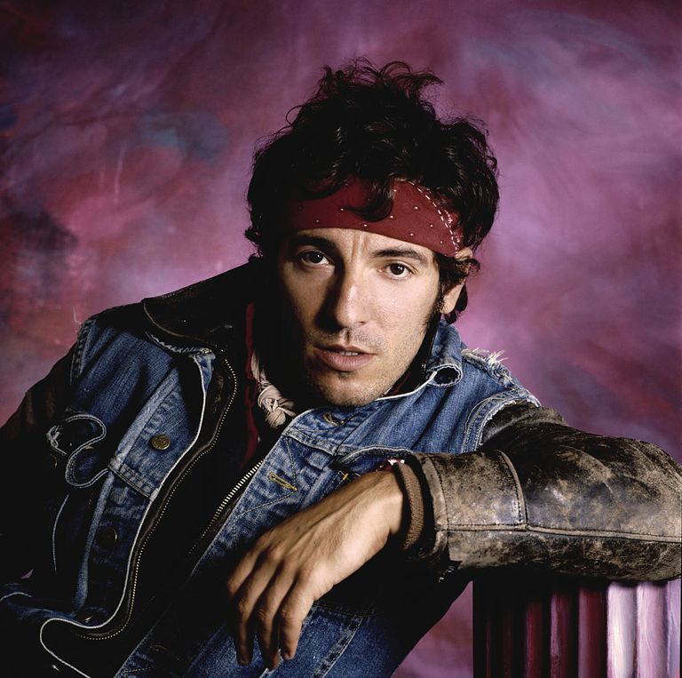 https://www.gettyimages.co.uk/detail/news-photo/bruce-springsteen-news-photo/534298736