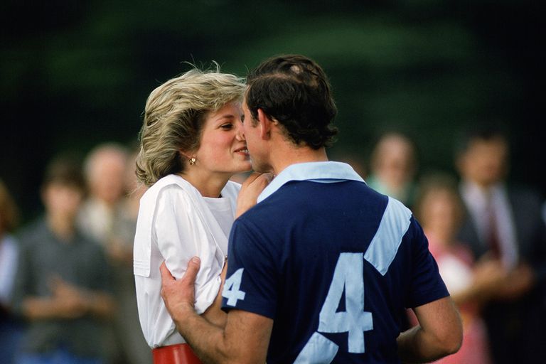 https://www.gettyimages.co.uk/detail/news-photo/prince-charles-prince-of-wales-kisses-diana-princess-of-news-photo/79733373?adppopup=true