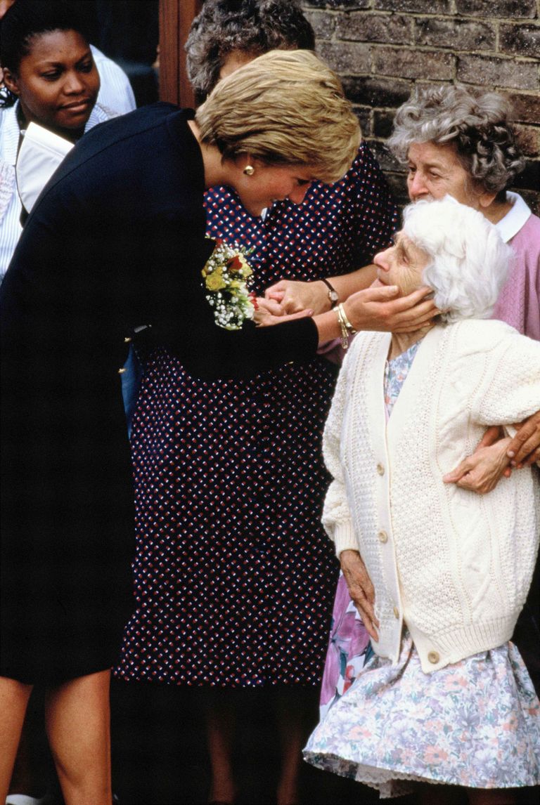 https://www.gettyimages.co.uk/detail/news-photo/diana-princess-of-wales-greets-nellie-corbett-during-her-news-photo/180974899?adppopup=true