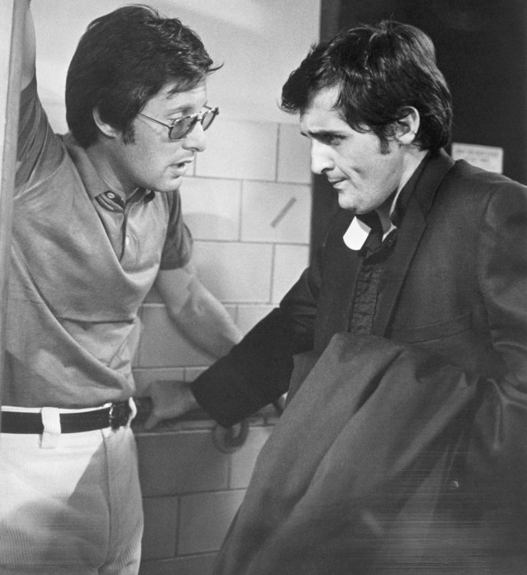 https://www.gettyimages.co.uk/detail/news-photo/director-william-friedkin-discusses-a-scene-with-playwright-news-photo/515109080