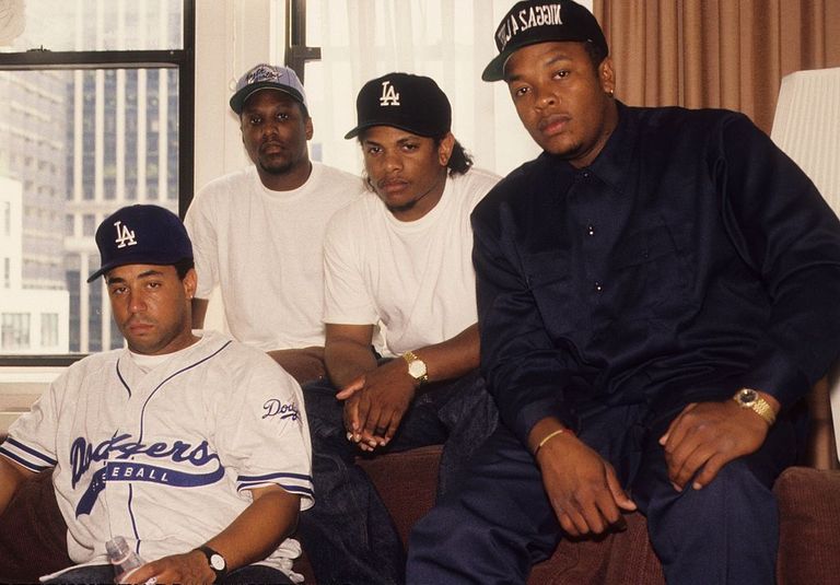 https://www.gettyimages.co.uk/detail/news-photo/rappers-mc-ren-dj-yella-eazy-e-and-dr-dre-of-the-rap-group-news-photo/482780831