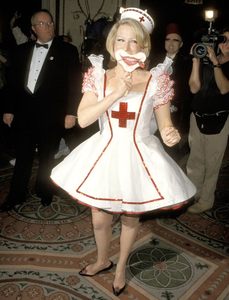 https://www.gettyimages.com/detail/news-photo/bette-midler-during-bette-midlers-2nd-annual-halloween-ball-news-photo/105291944?adppopup=true