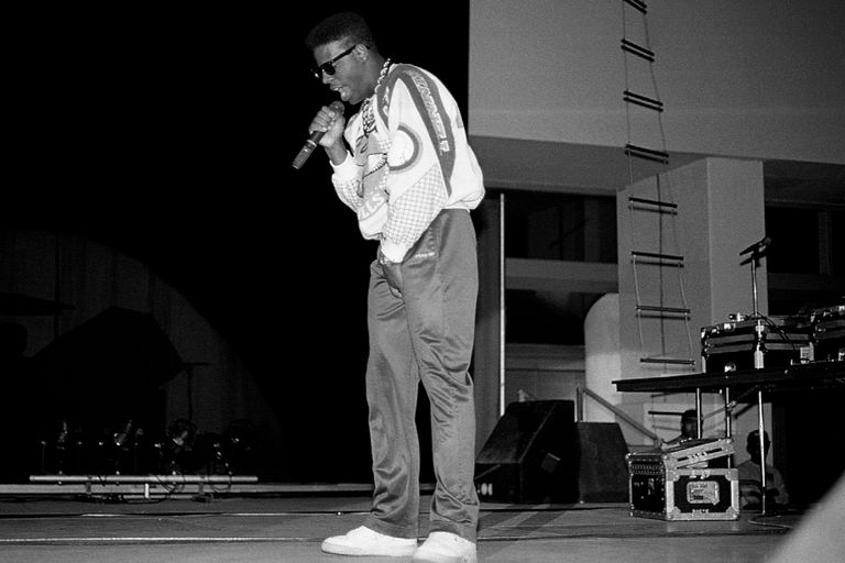 https://www.gettyimages.co.uk/detail/news-photo/rapper-schoolly-d-performs-at-the-genesis-convention-center-news-photo/1146735814