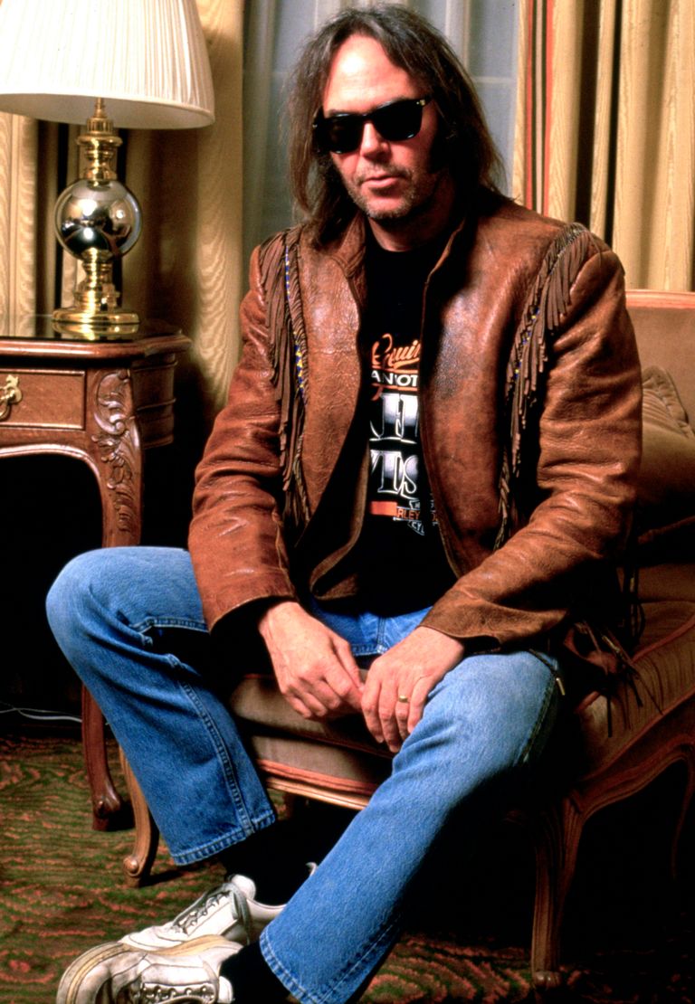 https://www.gettyimages.com/detail/news-photo/portrait-of-neil-young-photographed-in-the-late-1980s-news-photo/144431763