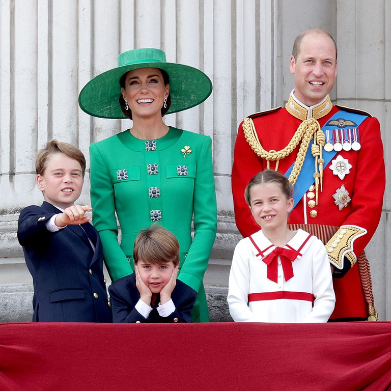 https://www.gettyimages.com/detail/news-photo/prince-william-prince-of-wales-prince-louis-of-wales-news-photo/1499743272