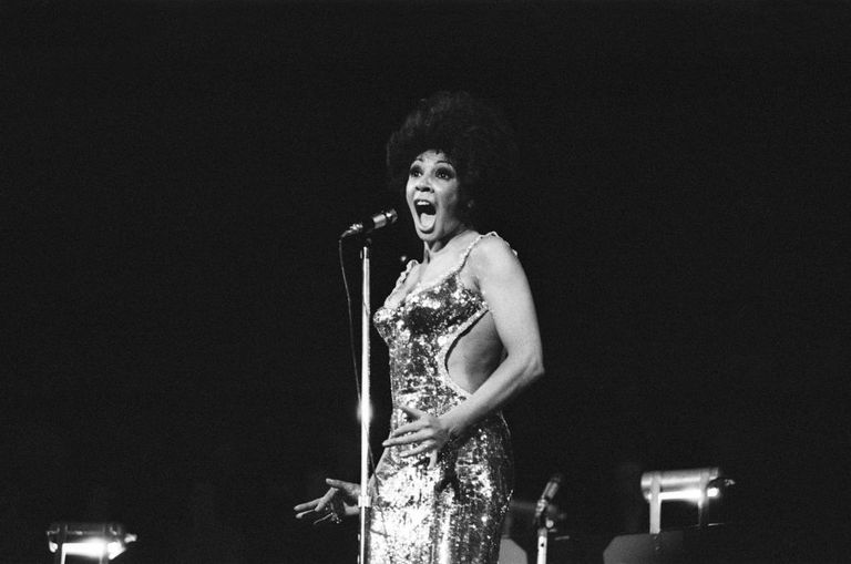 https://www.gettyimages.com/detail/news-photo/shirley-bassey-performing-on-stage-in-concert-at-newcastle-news-photo/1502623668