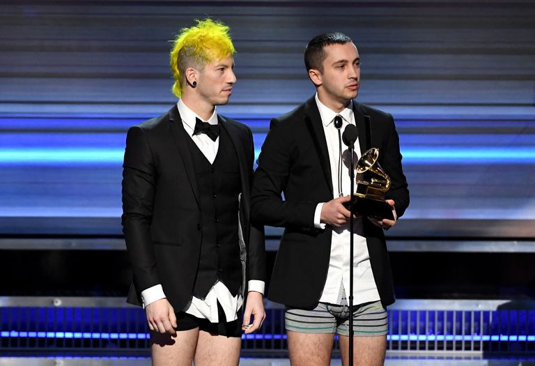 https://www.gettyimages.com/detail/news-photo/recording-artists-josh-dun-and-tyler-joseph-of-music-group-news-photo/634980000