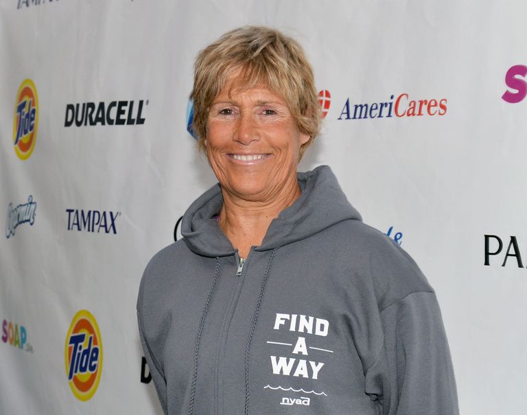 https://www.gettyimages.co.uk/detail/news-photo/long-distance-swim-legend-diana-nyad-fresh-off-her-record-news-photo/183640689