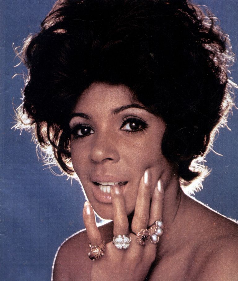 https://www.gettyimages.co.uk/detail/news-photo/photo-of-welsh-born-singer-shirley-bassey-posed-circa-1970-news-photo/138533338