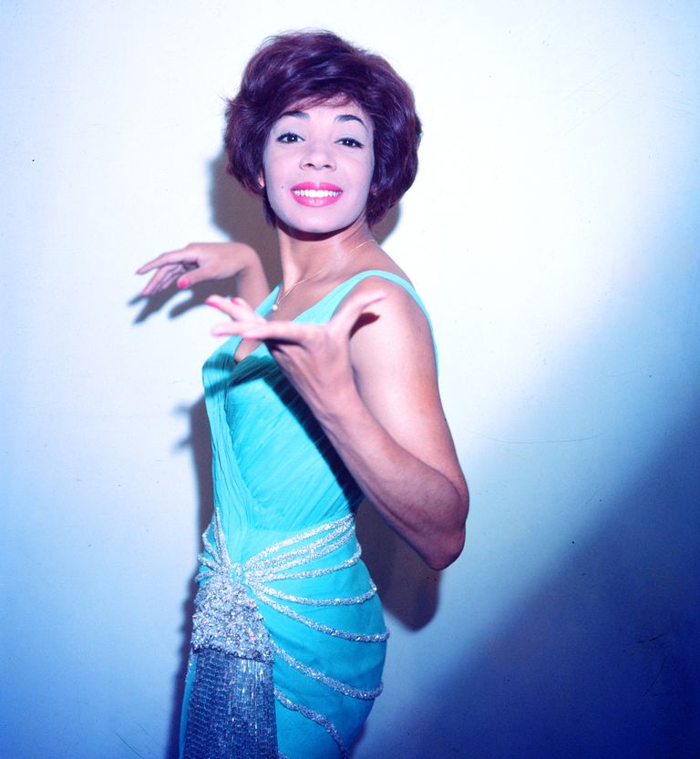 https://www.gettyimages.co.uk/detail/news-photo/shirley-bassey-news-photo/646307888