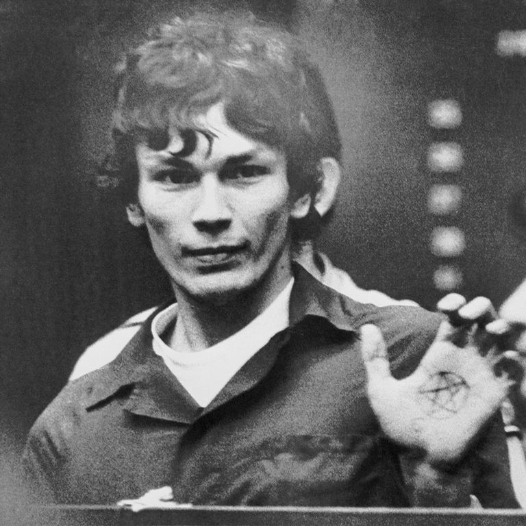 https://www.gettyimages.com/detail/news-photo/suspect-richard-ramirez-accused-of-being-the-los-angeles-news-photo/515207590