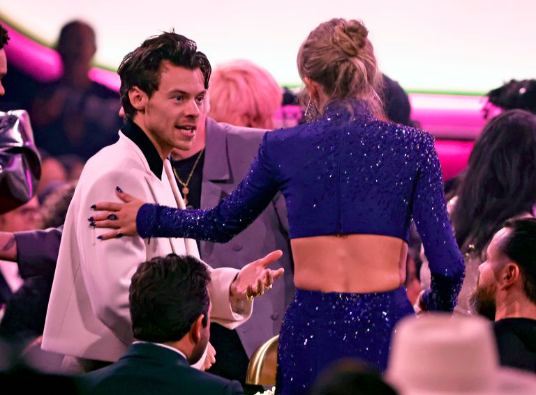 https://www.gettyimages.com/detail/news-photo/harry-styles-and-taylor-swift-speak-during-the-65th-grammy-news-photo/1463307453