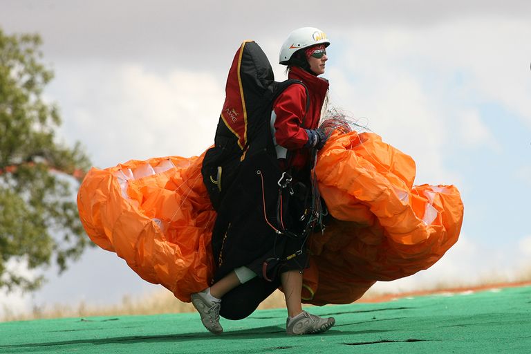 https://www.gettyimages.com/detail/news-photo/ewa-wisnierska-the-german-paraglider-pilot-who-reached-an-news-photo/535052574
