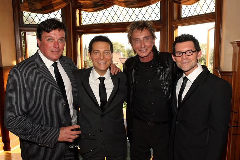 https://www.gettyimages.co.uk/detail/news-photo/garry-kief-and-barry-manilow-attend-the-wedding-of-michael-news-photo/94746069?adppopup=true