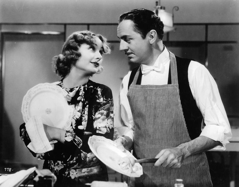 https://www.gettyimages.co.uk/detail/news-photo/carole-lombard-and-william-powell-cleaning-dishes-in-a-news-photo/140654611