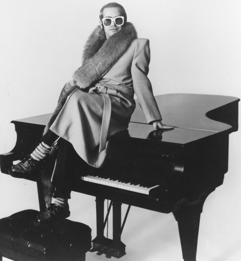 https://gettyimages.co.uk/detail/news-photo/pop-singer-elton-john-poses-for-a-portrait-sitting-on-top-news-photo/74278078?adppopup=true