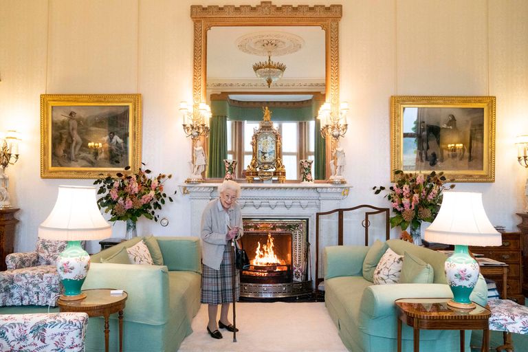 https://www.gettyimages.com/detail/news-photo/queen-elizabeth-ii-waits-in-the-drawing-room-before-news-photo/1242982439