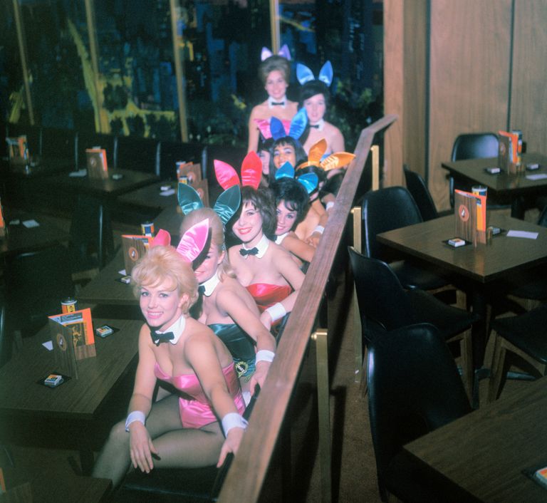 https://www.gettyimages.co.uk/detail/news-photo/the-bunnies-of-the-playboy-club-5-east-59th-street-new-york-news-photo/515493462