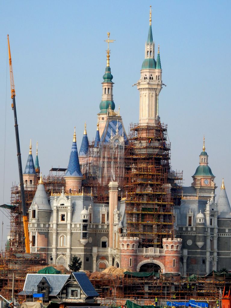 https://www.gettyimages.co.uk/detail/news-photo/view-of-the-disney-resort-under-construction-on-december-26-news-photo/502479420?adppopup=true