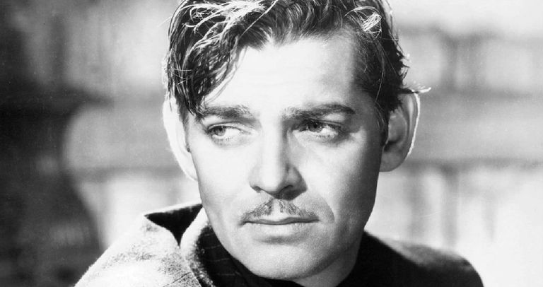 https://www.gettyimages.com/detail/news-photo/american-actor-clark-gable-circa-1935-news-photo/155465595?adppopup=true