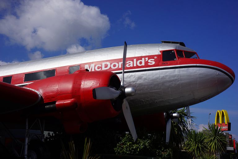 https://www.gettyimages.co.uk/detail/news-photo/taupo-mcdonalds-the-iconic-mcdonalds-inside-am-old-airplane-news-photo/494841683?adppopup=true