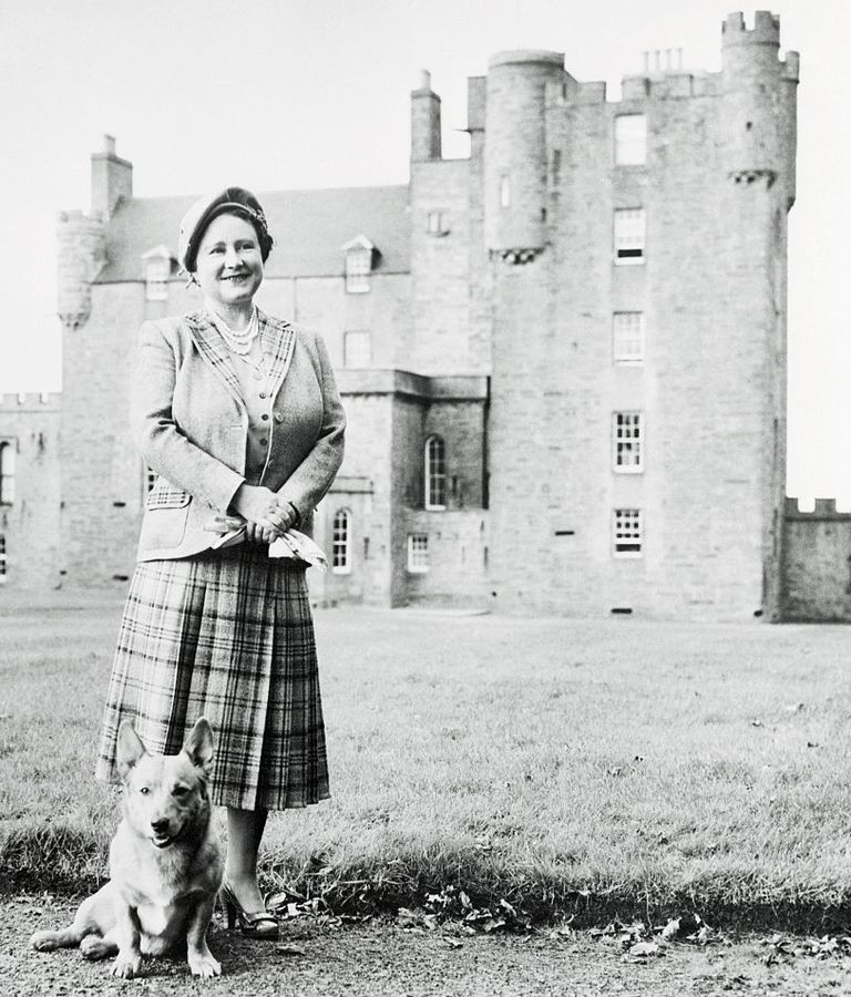 https://www.gettyimages.co.uk/detail/news-photo/queen-mother-at-her-castle-caithness-scotland-in-residence-news-photo/514963172