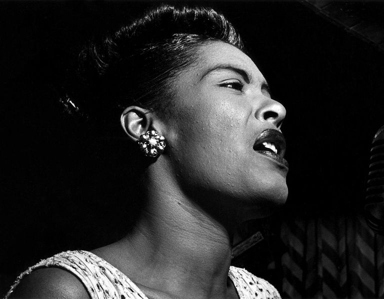 https://www.gettyimages.co.uk/detail/news-photo/photo-of-billie-holiday-news-photo/91139333