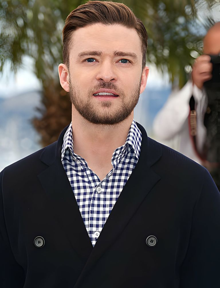 https://www.gettyimages.co.uk/detail/news-photo/actor-justin-timberlake-attends-the-inside-llewyn-davis-news-photo/169042696