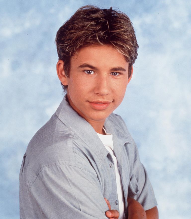 https://www.gettyimages.co.uk/detail/news-photo/jonathan-taylor-thomas-stars-in-home-improvement-news-photo/51096483